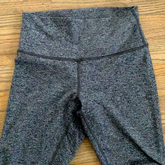 Lululemon Wunder Unders - Picture 2 of 2